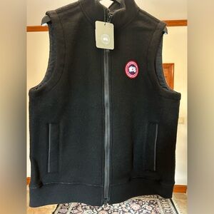 Men's Canada, goose MERSEY black fleece vest size XL.  NWT.
